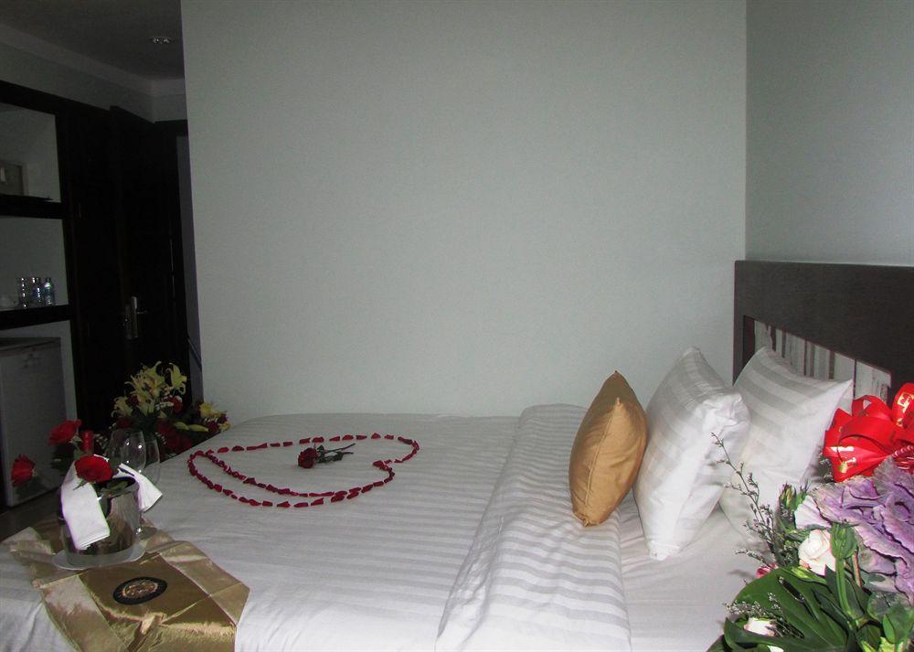 Sen Han Hotel Phnom Penh Exterior photo
